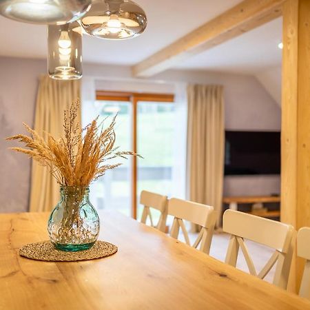 Apartmany U 3 Zbuju Malenovice  Экстерьер фото