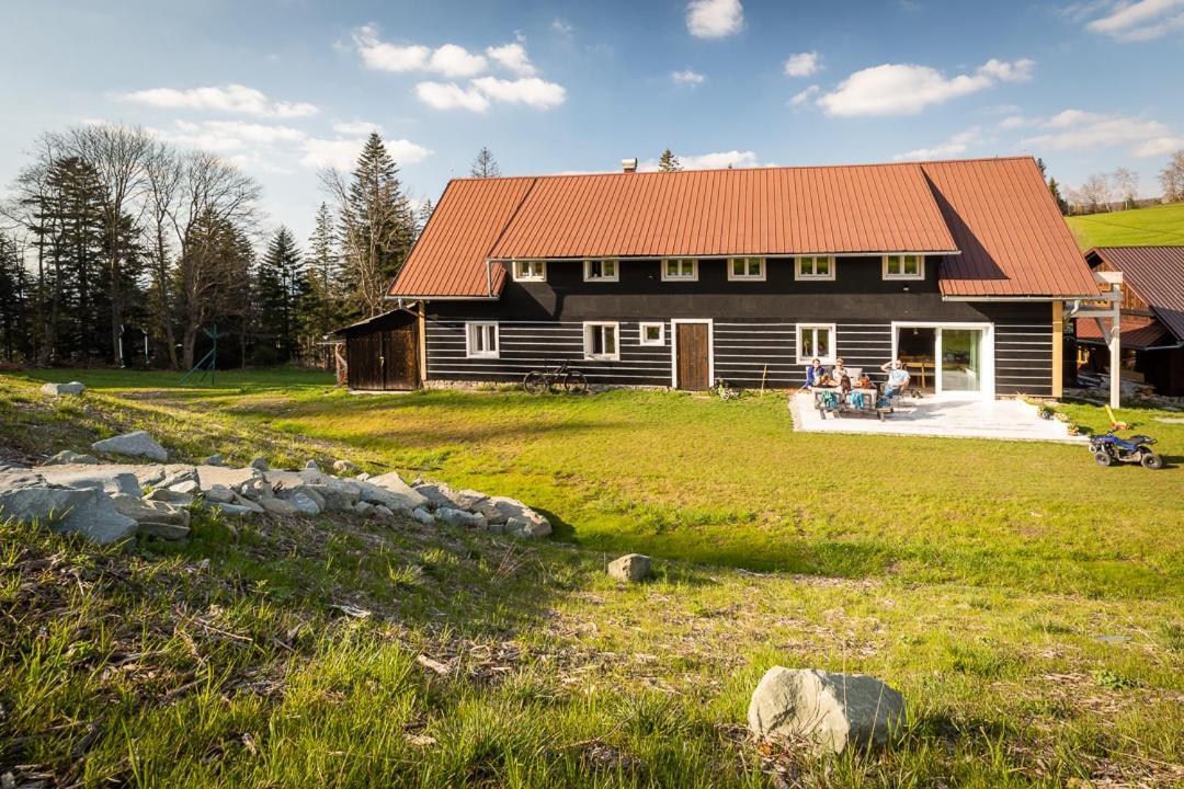 Apartmany U 3 Zbuju Malenovice  Экстерьер фото